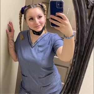 Meet your Posher, Anna